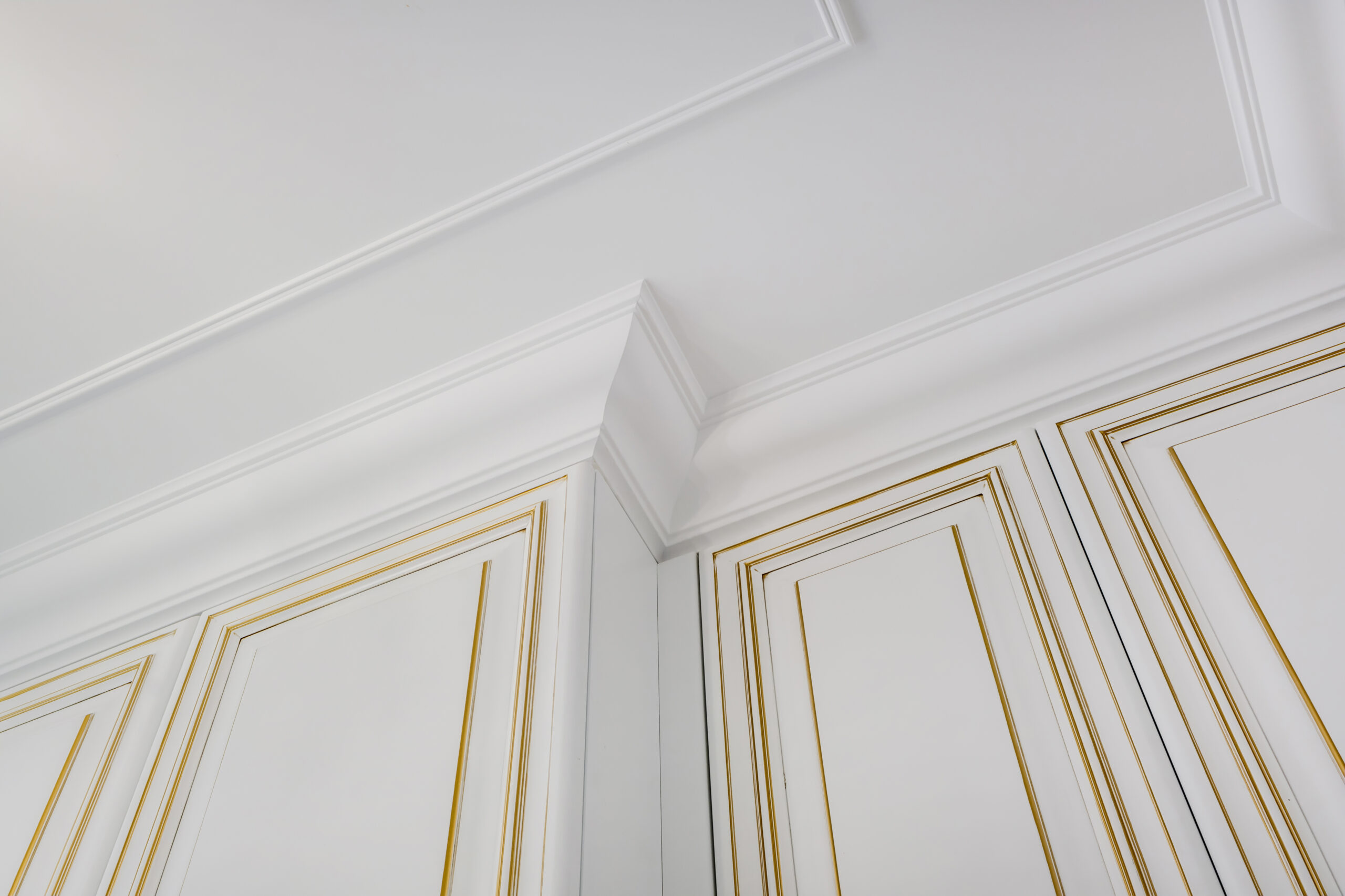 How to Install Crown Molding
