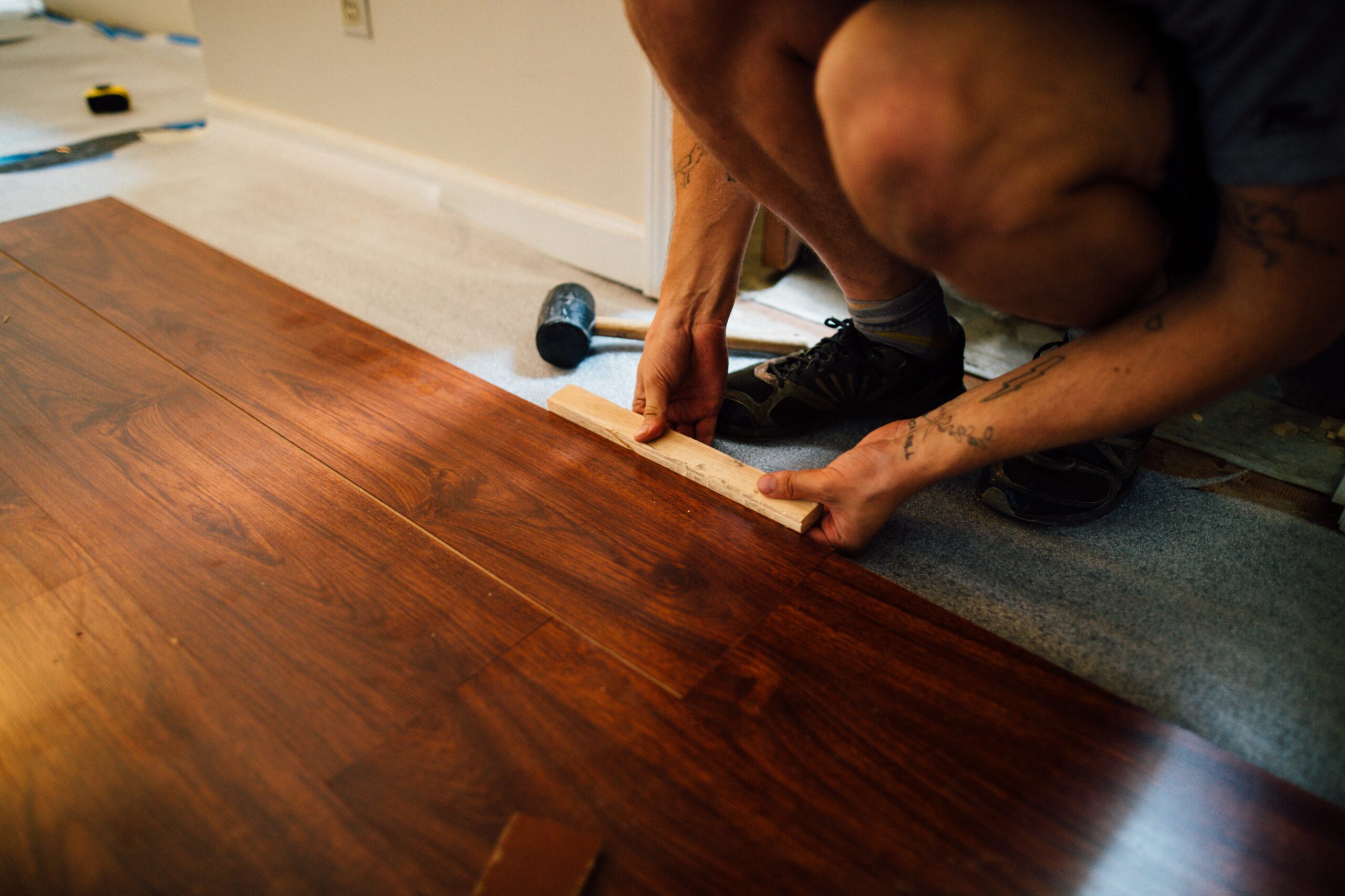 How to Install Laminate Flooring in Your Home