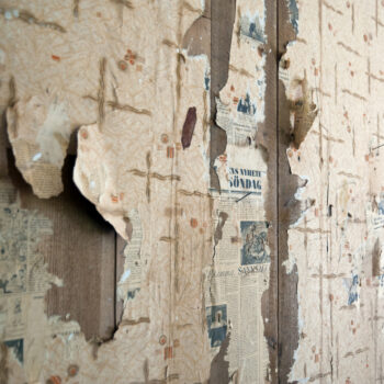 Say Goodbye to Your Old Wallpaper: An Easy Step-by-Step Guide